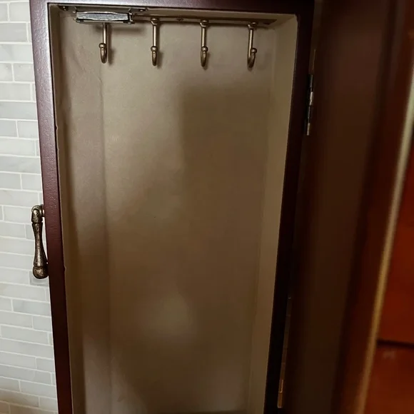 Wooden Jewelry box with Built in mirror - Picture 3 of 8